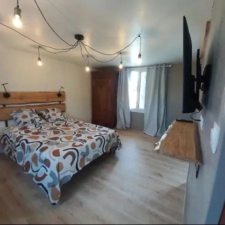 Etage De Maison A 300m De La